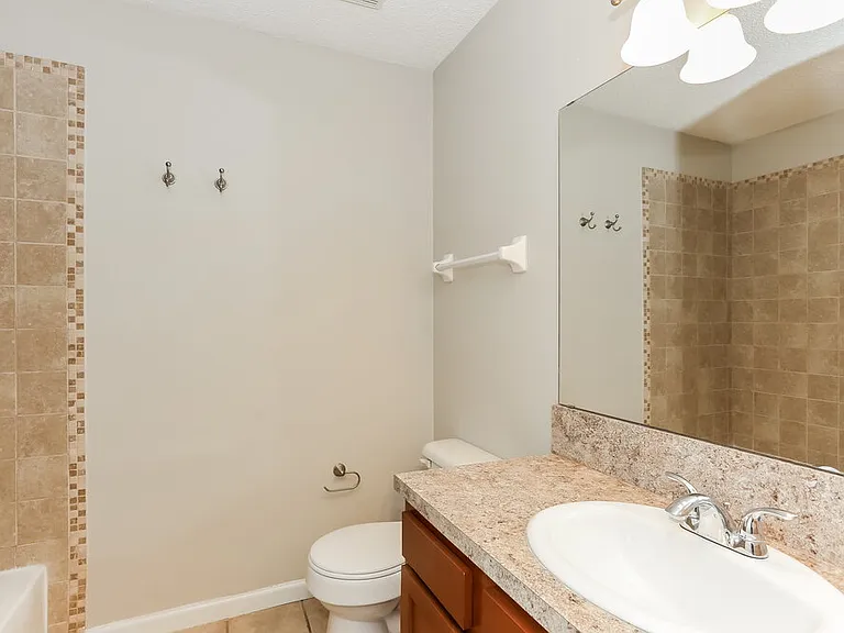 12327 Sondra Cove Ct — Photo 15