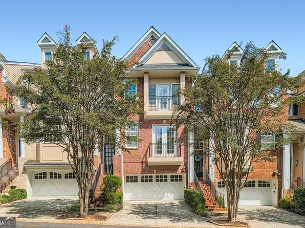 1051 Emory Parc Pl, Decatur, GA 30033