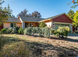 1990 37th Cir, Sweet Home, OR 97386