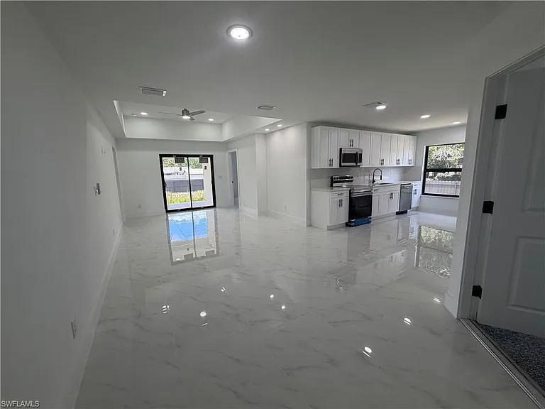 15 Louisiana Rd — Photo 12