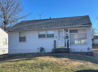 436 Midlothian Rd, Saint Louis, MO 63137