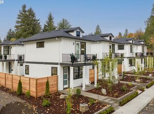 311 E Avenue Lake #C7, Oswego, OR 97034