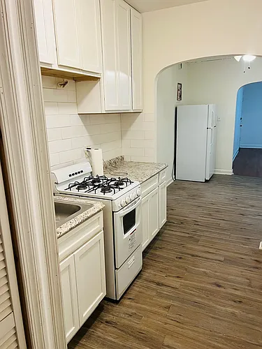 1309 Adams St NE #2 Photo 1