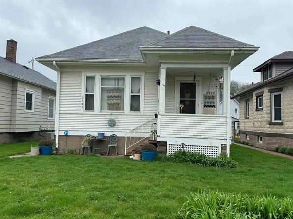 2647 Washington St, Dubuque, IA 52001