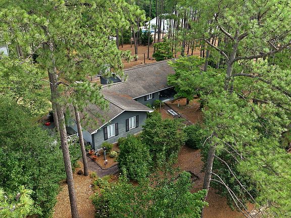 2nd image of 84 Richmond Road