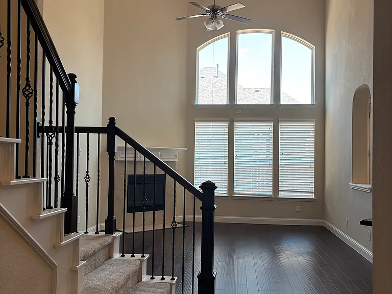 6117 Mickelson Way — Photo 12