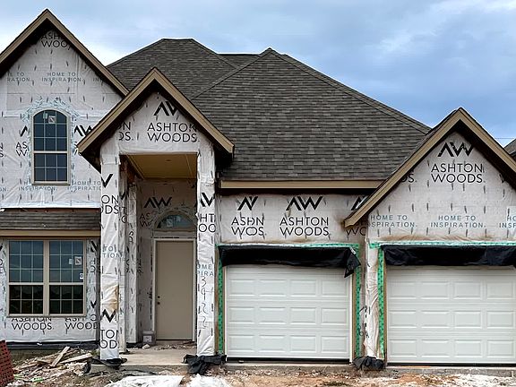 Construction progress - 3922 Silver Falls Lane