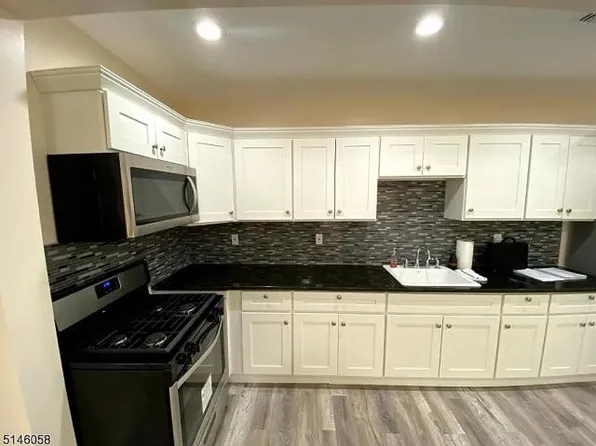 579 Beach St Floor 2, Orange, NJ 07050