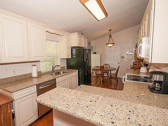 3rd image of 249 Hanging Moss Cir
