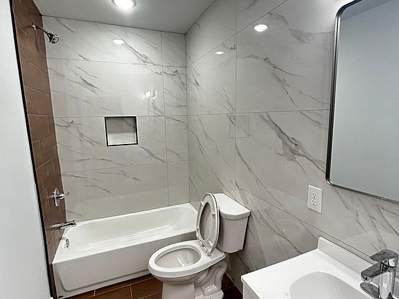 3rd image of 903 N 43rd St #3-1-2