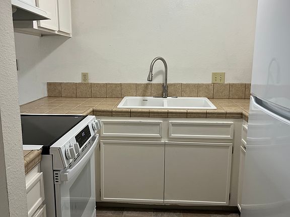 4th image of 1290 3rd St APT 1