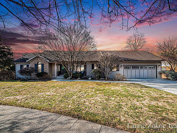 2nd image of 4110 Cummings Ct NW