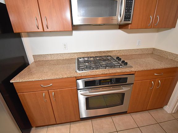 4th image of 1608 India St Unit 607
