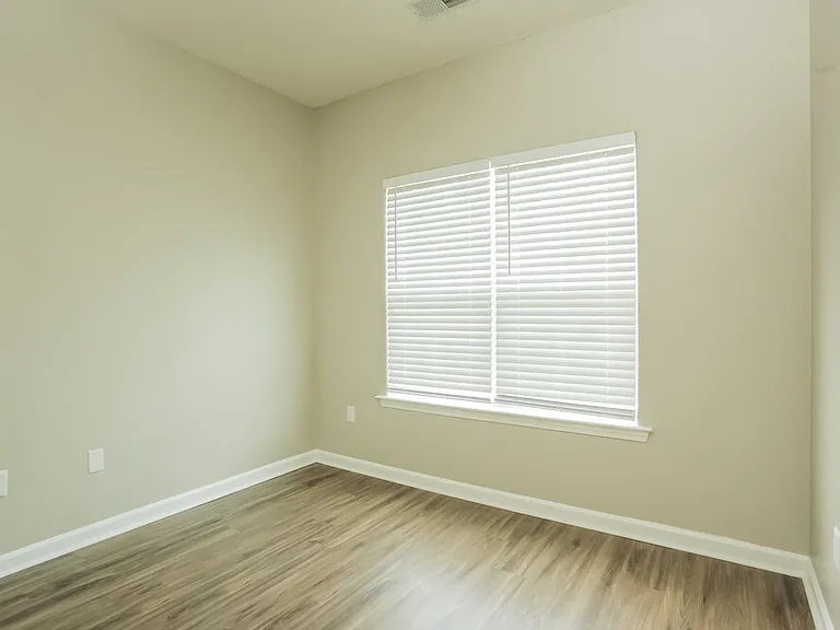6856 Cades Brook Dr — Photo 13