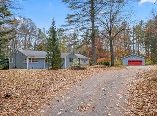 587 Old Portland Rd, Brunswick, ME 04011