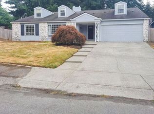 2407 169th Ave NE, Bellevue, WA 98008