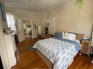 60 Otis St #1S, Cambridge, MA 02141