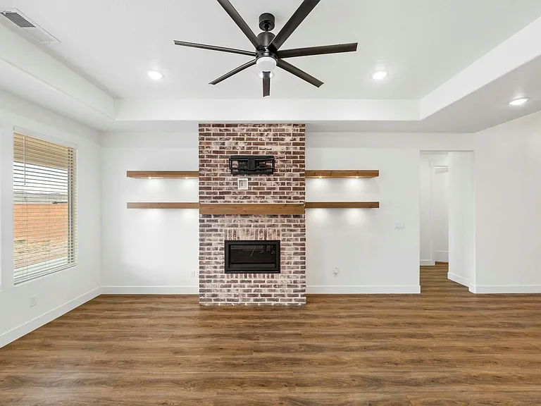 2628 S 3210 E — Photo 8