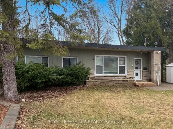 7 Hilltop Dr, Caledon, ON L7C 1K7