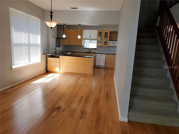 3rd image of 11112 Whittney Chase Dr