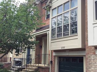 2132 Kings Garden Way, Falls Church, VA 22043