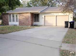 5706 SW 31st Ter, Topeka, KS 66614