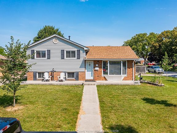 2nd image of 5122 Colbourne Dr