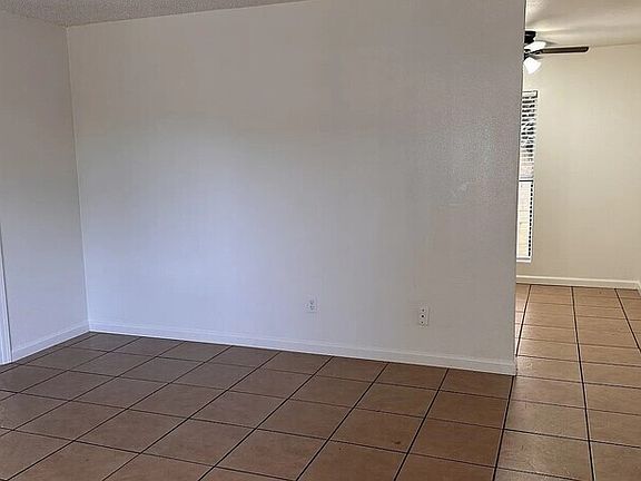 4th image of 3901 Soranno Ave APT C