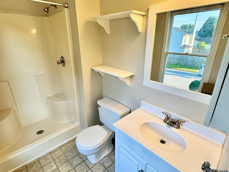 1332 Gravenhurst Cir — Photo 17