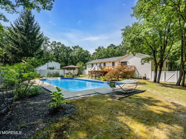 203 Freehold Road, Jackson, NJ 08527