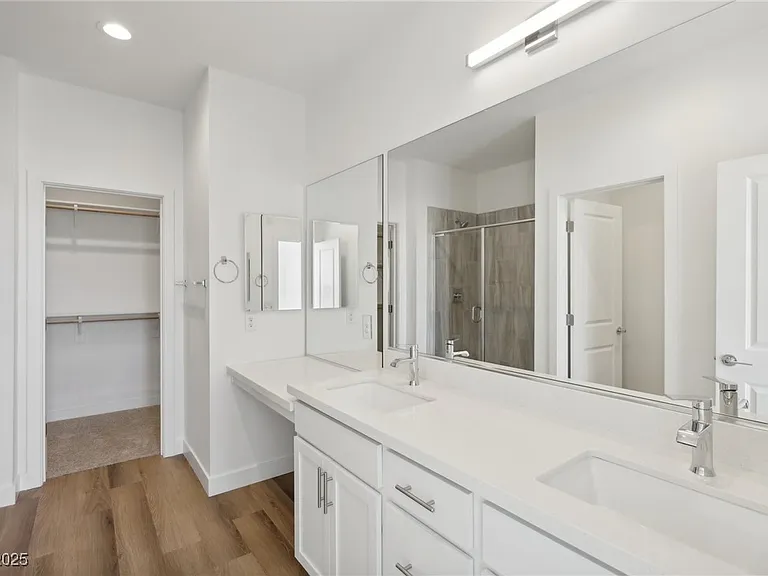 10511 Blossoming Hills Ave — Photo 7