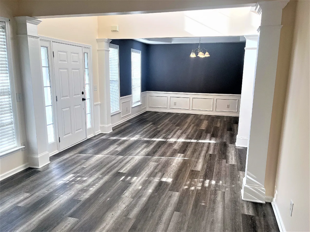 5 bed, 2941 sqft, $2,945 — Photo 3