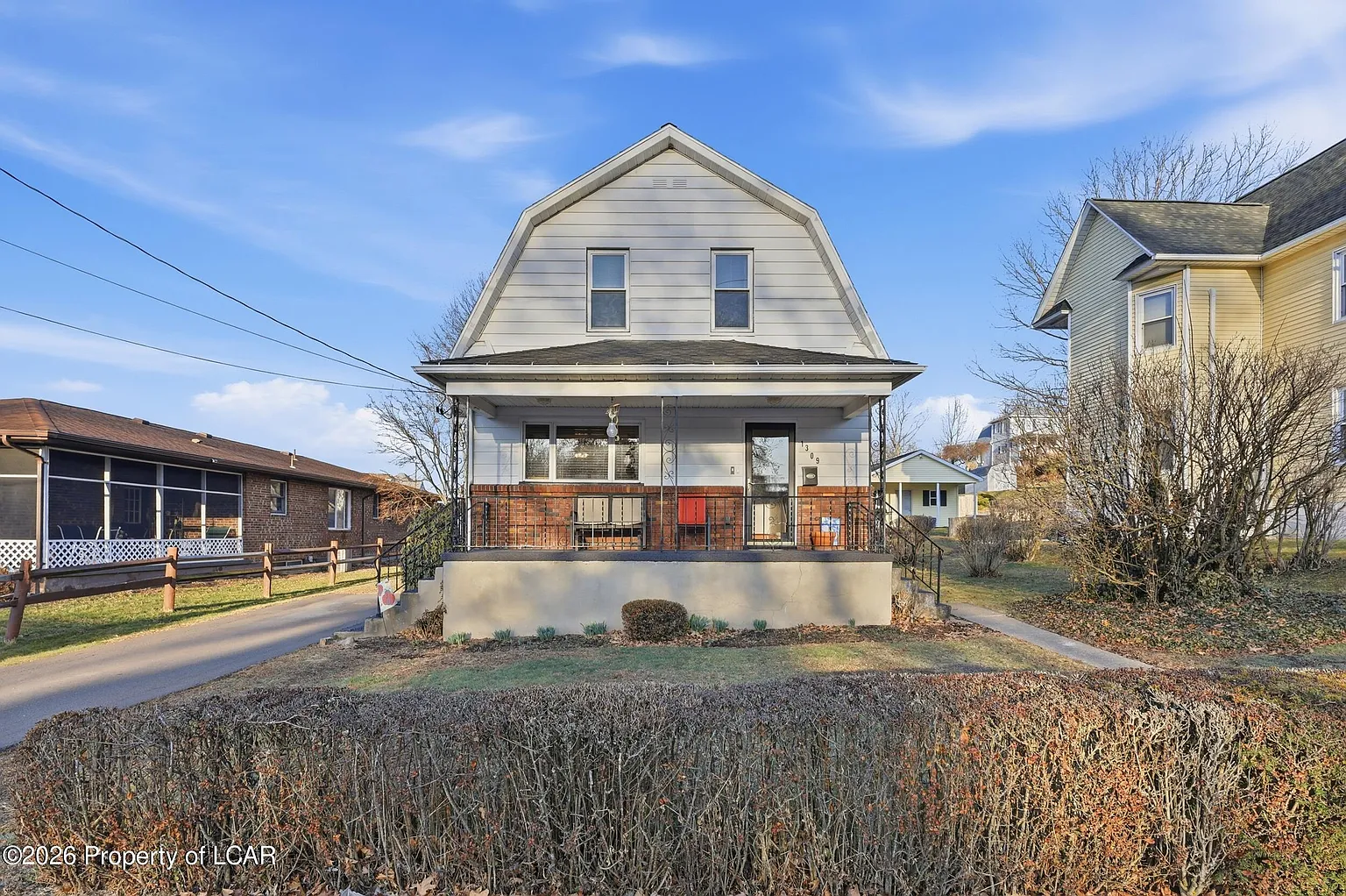 1309 South St photo 1