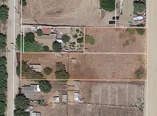 18422 Myrick Ln, Shafter, CA 93263