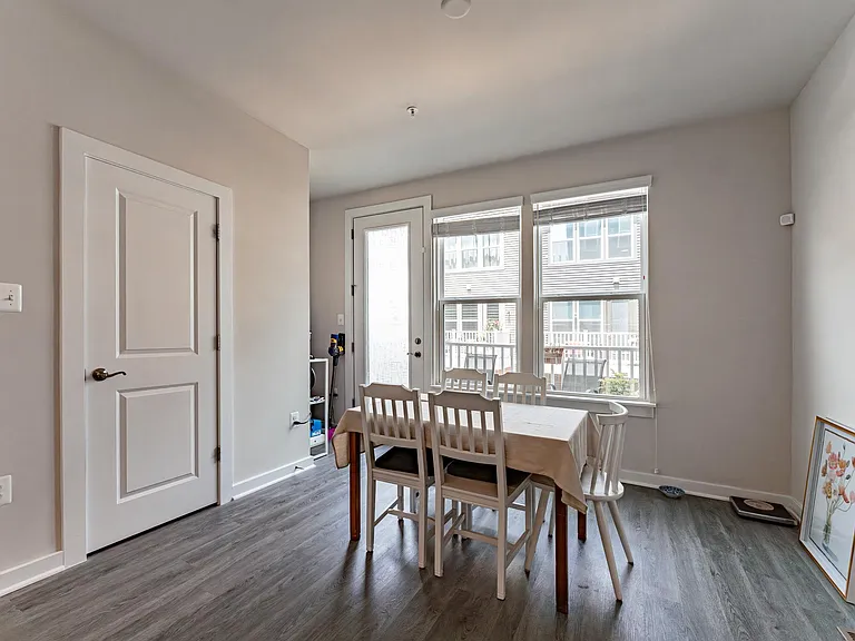 2503 Emerald Branch Dr — Photo 10