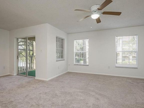 4th image of 2690 Coral Landings Blvd