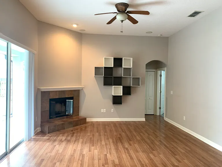 251 Via Siena Ln — Photo 7