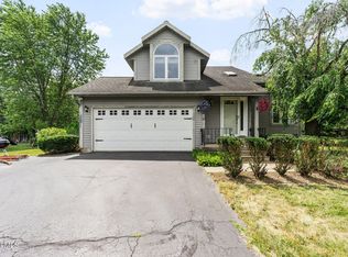 5 Gregg Rd, Altamont, NY 12009