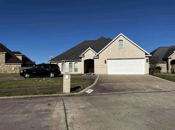 8000 Oakmont Dr, Port Arthur, TX 77642