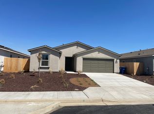 1563 Concord Ave, Madera, CA 93637