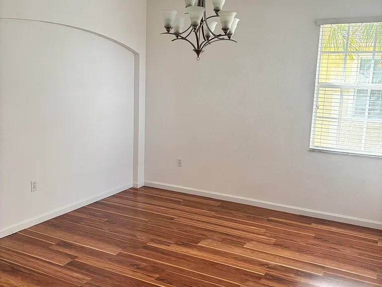 7534 SW Herrington Ln — Photo 4