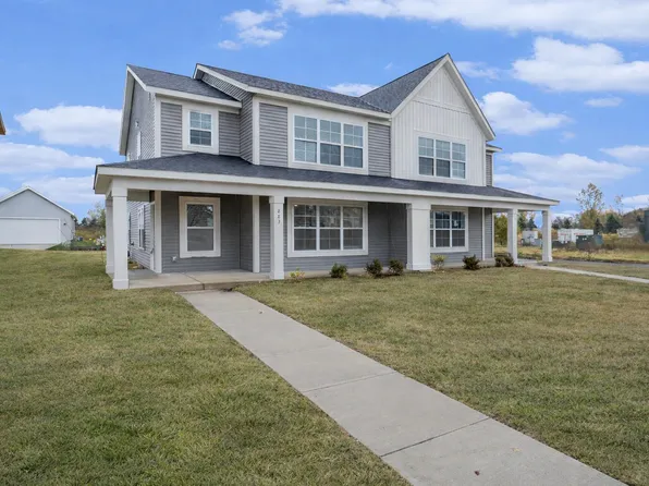 883 Main St, Holland, MI 49423