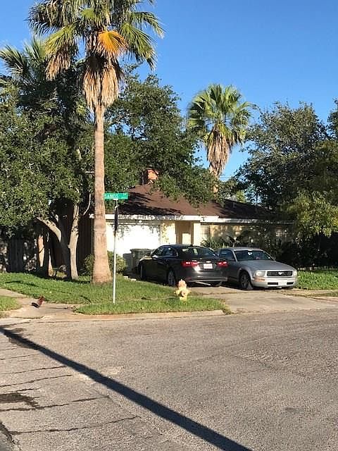 1st image of 2568 Sands Dr