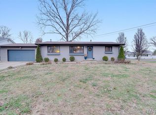 8 Circle Way, Saint Peters, MO 63376