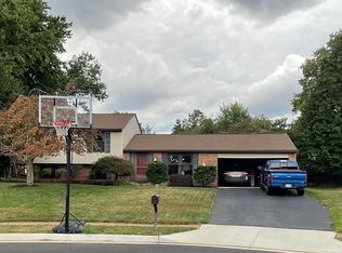 12503 Rock Chapel Ct, Herndon, VA 20170