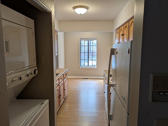 5th image of 365 Mather St