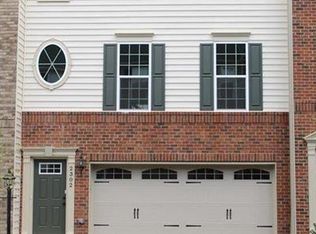 2302 Pointe View Dr, Mars, PA 16046