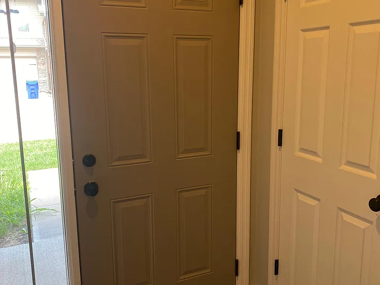 1459 Marilyn Dr — Photo 4