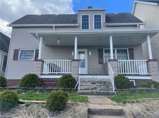 211 Meadow Ave, Charleroi, PA 15022