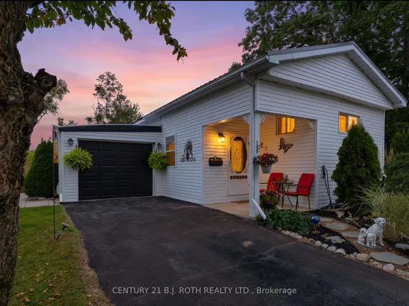 38 Cameron Dr, Oro Medonte, ON L0L 1T0